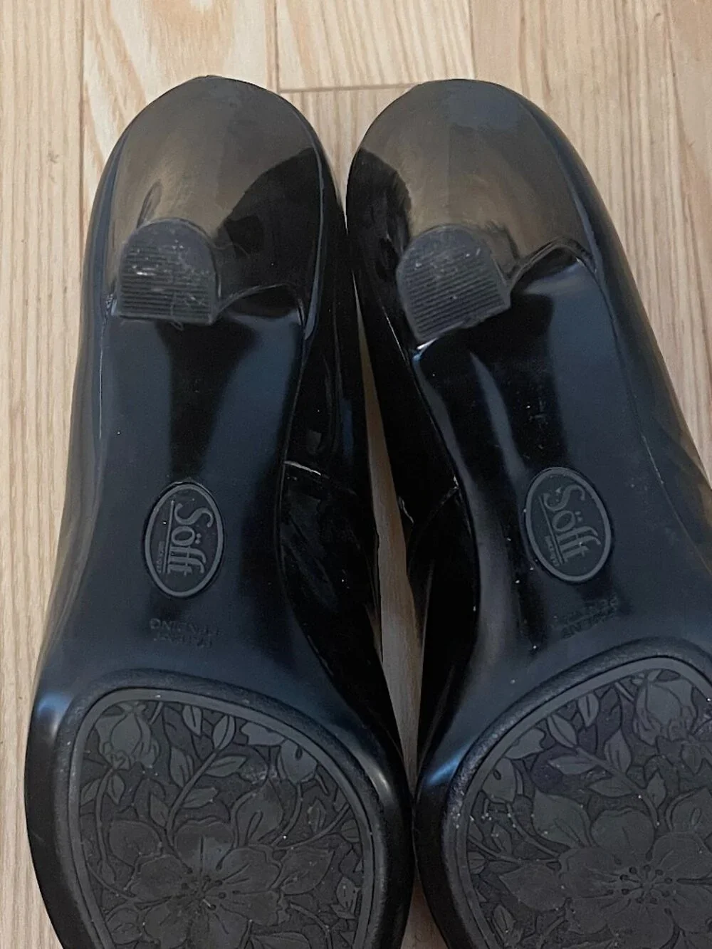 Women's Sofft Peep-toe Patent Leather Heels Shoes - 8